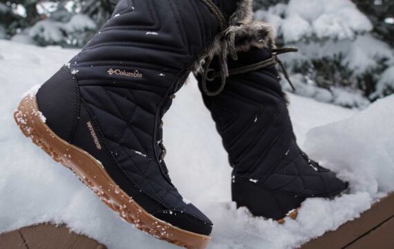 Best After Ski Boots For Women And Men 2023