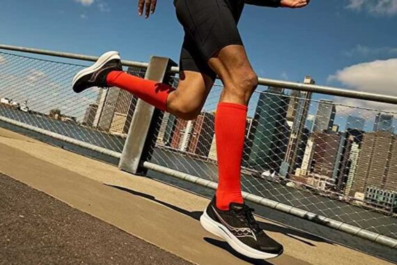 The Benefits of Carbon Fiber Plate Running Shoes